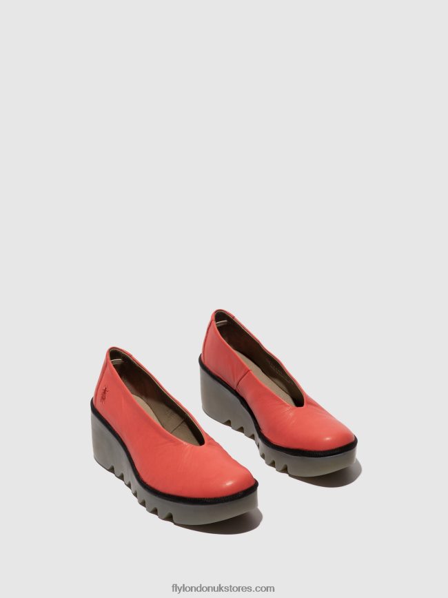 Slip-on Shoes BESO246 Women Fly London 4V24RT642 RASPBERRY