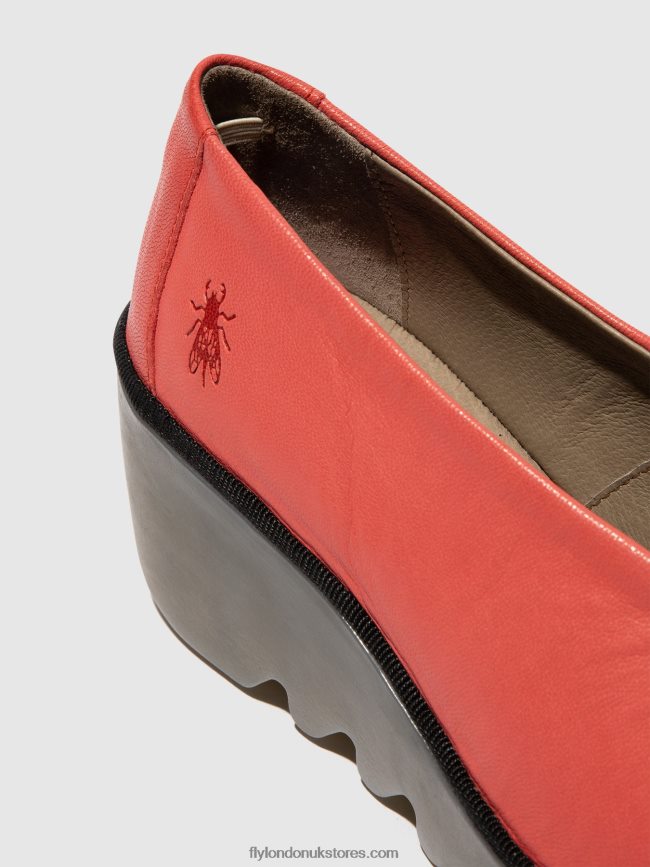 Slip-on Shoes BESO246 Women Fly London 4V24RT642 RASPBERRY